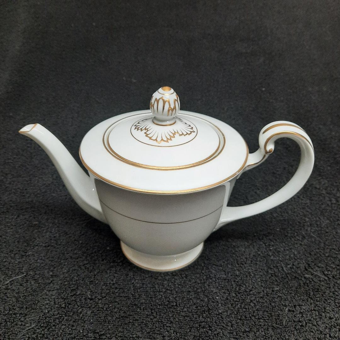 Noritake Nippon Toki Kaisha 7050 Pattern Dinnerware Serving Noritake Nippon Toki Kaisha 7050 Pattern Dinnerware Serving