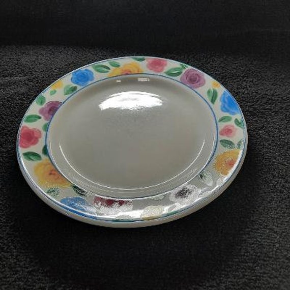 Sakura Majesticware Genuine Stoneware Rose Garden Pattern Salad
