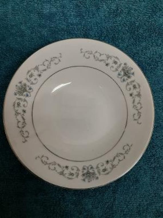 Rose China Bordeaux Pattern Dinnerware Pieces Dinner Cereal Plate