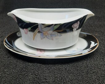 Mikasa Charisma Black L9050 Pattern Gravy Boat with Underplate Made in Japan