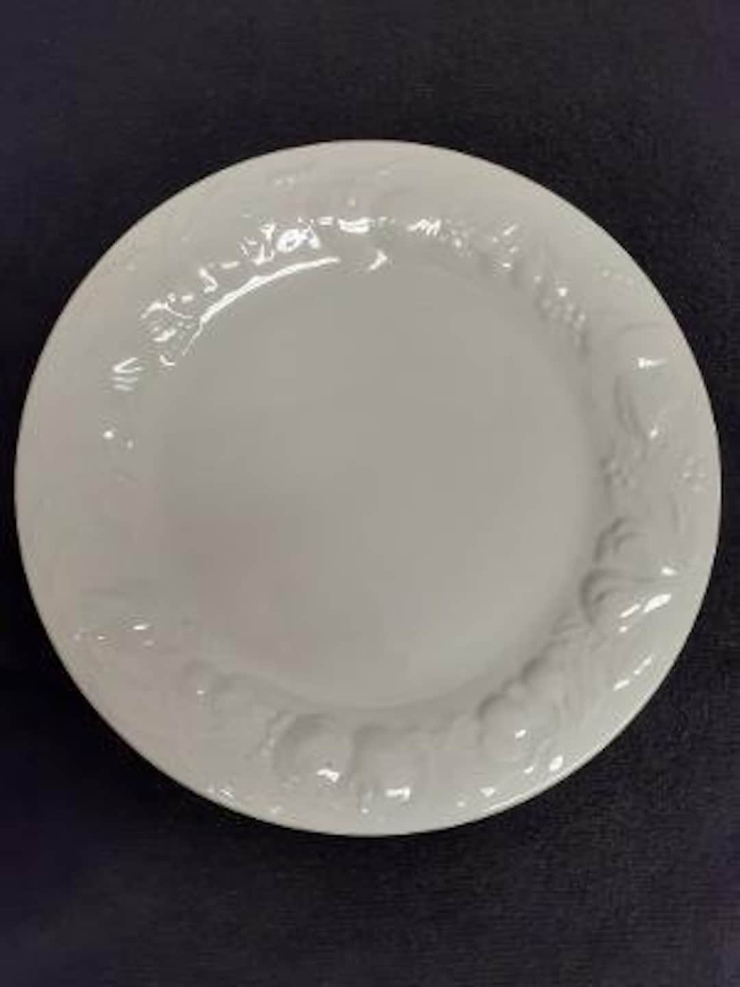 Tabletops Unlimited Fruit De Blanc Pattern Assiette Embossed Etsy France