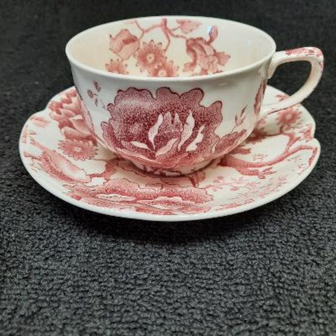 Johnson Brothers English Chippendale Red Pink Pattern Coffee Cup