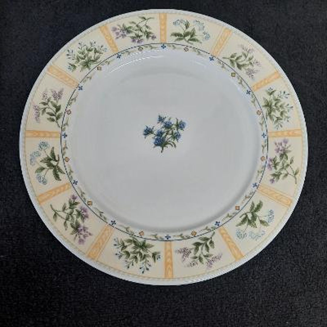 Lynns Fine China Claryssa Pattern Dinnerware Choice of Piece Etsy