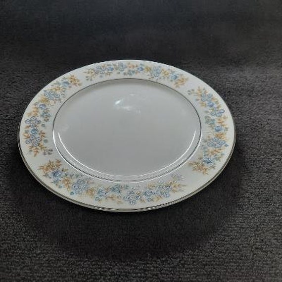 Sango China Oxford Blue Heaven 532 Pattern Salad Plate Made