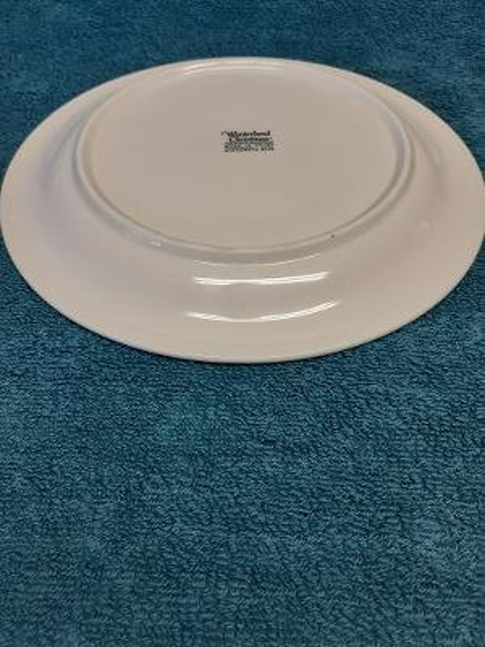 Tabletops Unlimited Winterland Christmas Pattern Dinner Plate Hand