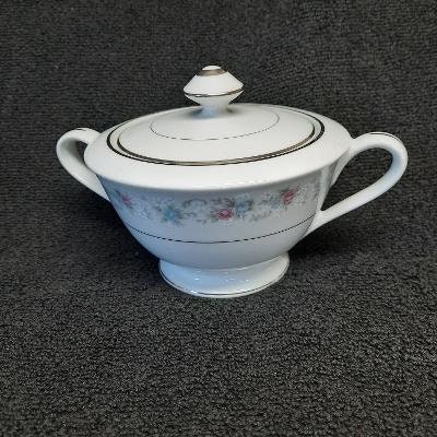 M Fine China Japan Waid 5036 Pattern Sugar Bowl With Lid