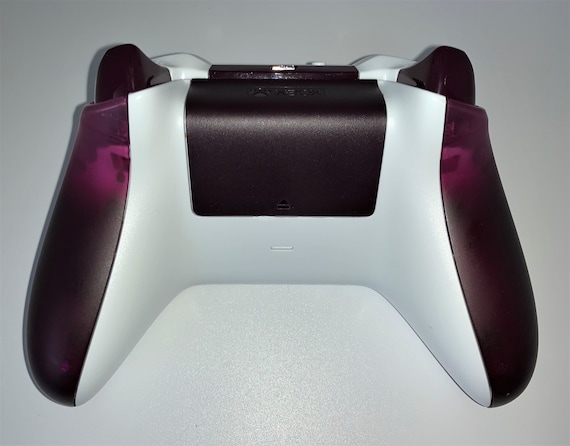 Xbox one s clearance phantom magenta