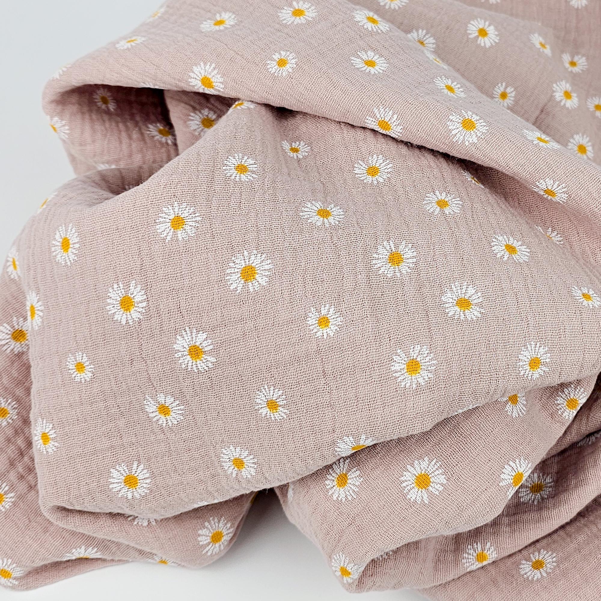 Tessuto Floreale Ditsy Margherita 100% Cotone – Rose And Hubble, A Metro, Fondo Blu/rosso/nero - Foto 1