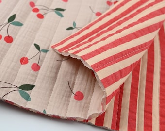 Musselin gesteppt Kirschen rosa – beidseitig verwendbar – Quilt Blumenprint – Double Gauze Meterware – Musselin mit Füllung rosa