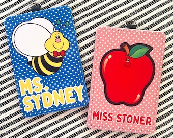 Porta badge vintage per insegnanti / Porta badge personalizzato per insegnanti / Porta badge con cordino per insegnanti / Regalo per il ritorno a scuola / Regalo di ringraziamento per gli insegnanti d'arte