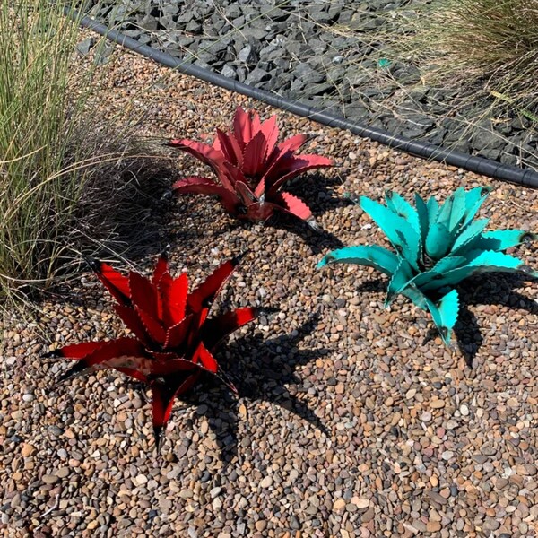 New Cross-Border Iron Art Agave Plant Ornaments Agave Garden Ornaments