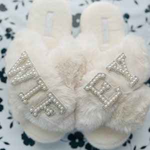 Faux Fur Wifey Slippers| I Do Slippeers|Customized Slippers|Peal Rhinestone Slippers