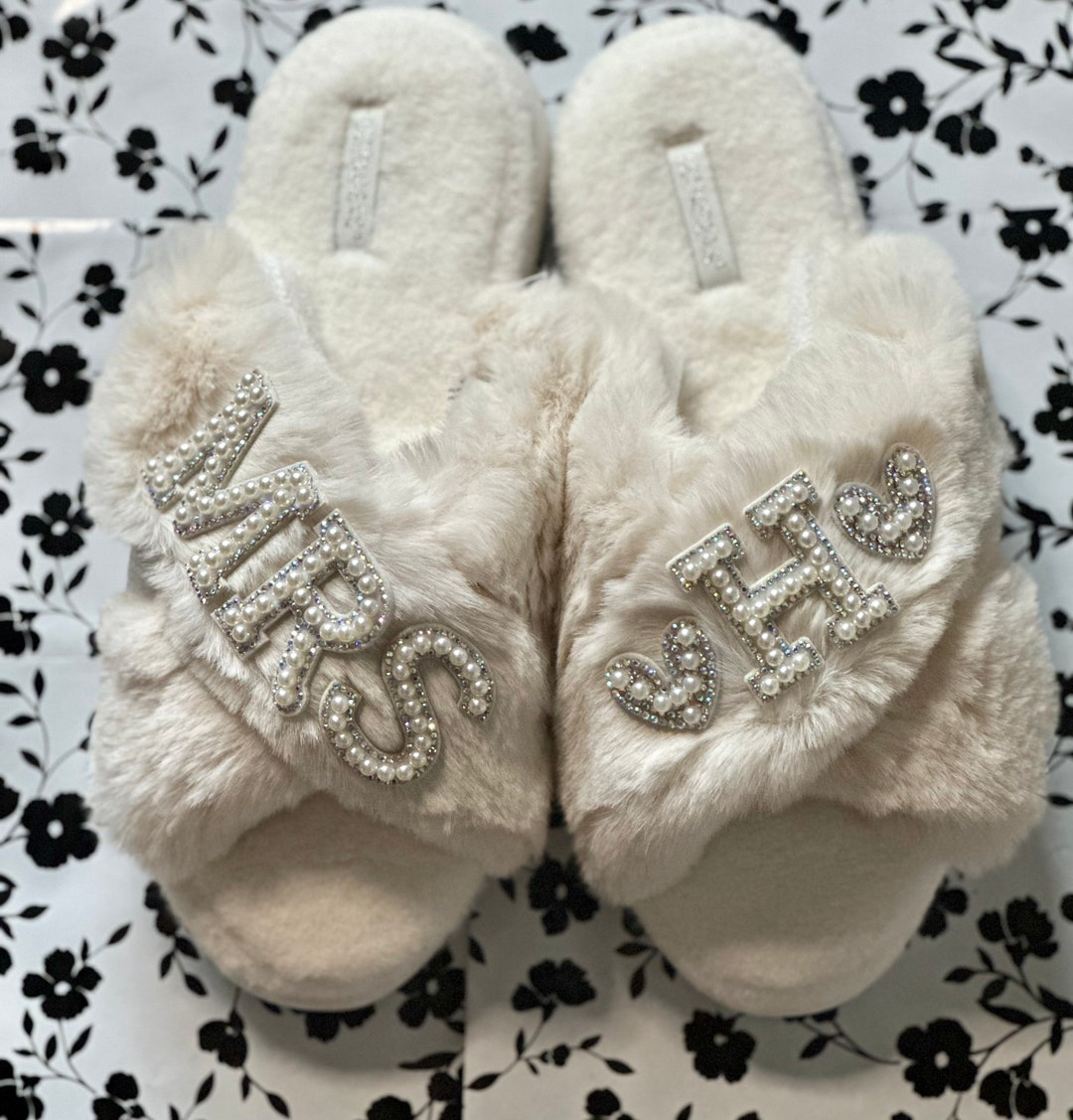 Bridal Faux Fur White Slippers 
