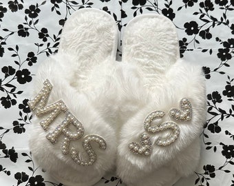 Mrs Pearl Fluffy Slippers|Bridal Pearl Slippers|Bridal Shower Gifts|Gifts For Her|Bridal Slippers|Mrs Pearl Slippers|Personalized Slippers