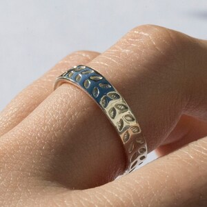 silver patterned band, leaf engraved ring, stackable sterling silver ring, custom engraved ring, floral engraved ring image 1