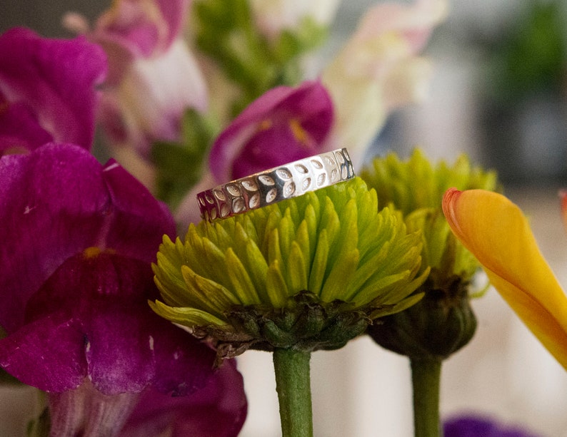 silver patterned band, leaf engraved ring, stackable sterling silver ring, custom engraved ring, floral engraved ring image 2