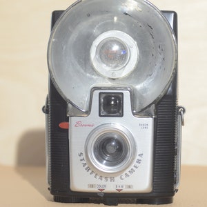 Kodak Brownie StarFlash 127 film Camera. Fantastic retro camera.