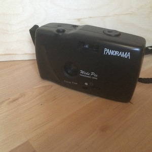 Panoramic Vintage Compact 35mm camera- perfect starter camera