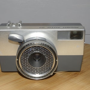 Ricoh Auto 35 viewfinder camera. Super stylish 35mm film camera.