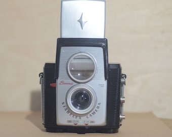 Kodak Brownie Starflex 620 medium Format Camera.