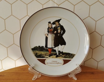 Wall plate, plate 'Costumes du Canton de Schaffhouse'. 'Schweizer Trachten'. Joseph Reinhart. Langenthal Porzellan.