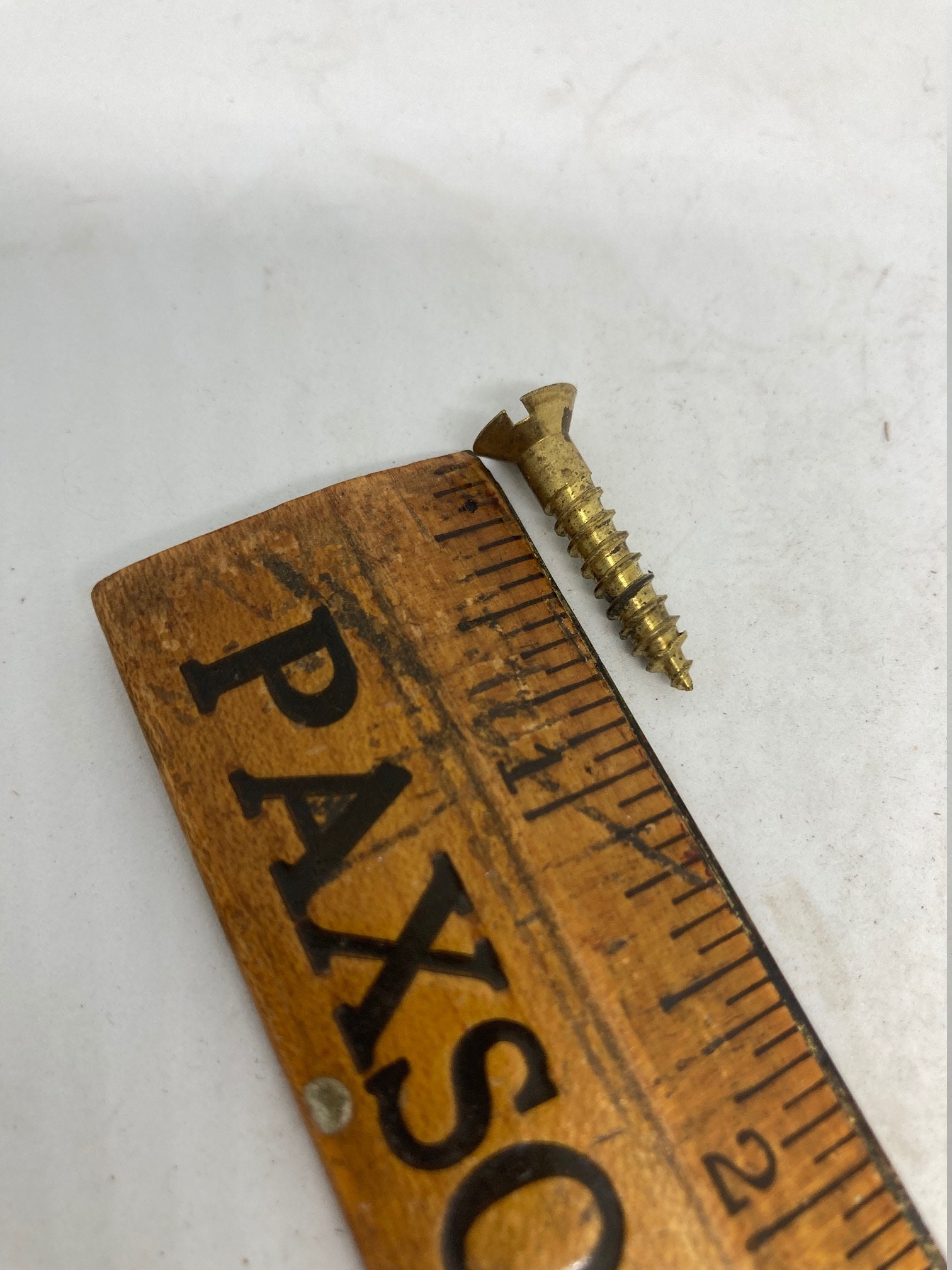 8 X 7/8 Vintage Brass Screws 24 Slotted Flat Head Wood Screws Etsy