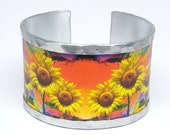 Inspired by field of sunflowers, bracelet made with aluminum. Personalized text - Upcycled Jewelry - Tin anniversary