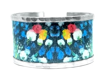 Armband - Armreif inspiriert in Renoir, hergestellt mit Aluminium. Personalisierter Text auf der Innenseite.