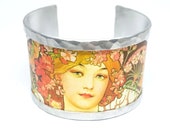 Inspired by a face of Alfons Mucha, bracelet made with aluminum. Personalized text - Upcycled Jewelry - Tin anniversary