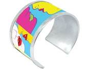 Bracelet with custom text, made with aluminum inspired by kisses in pop art.  Upcycled Jewelry - food can jewelry