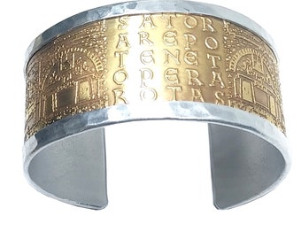 Magisk kvadrat av SATOR AREPO, armband i aluminium och mässing. Med personlig text inuti