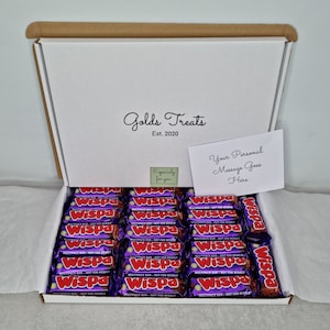 Envíe una cesta de regalo Cadbury Wispa Box con una tarjeta de mensaje personalizada GRATIS Feliz cumpleaños, San Valentín, felicitaciones, amor, cualquier ocasión
