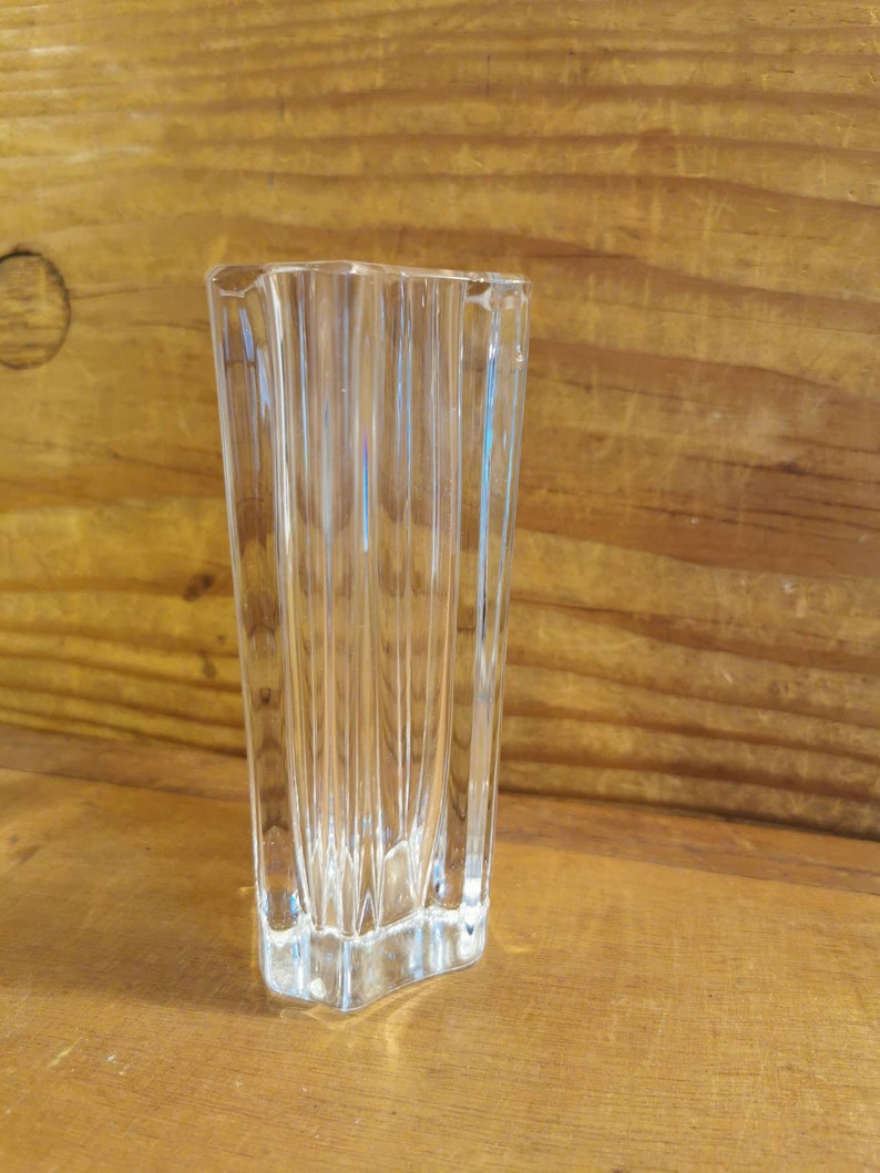 Crystal vase by daum nancy France image 3