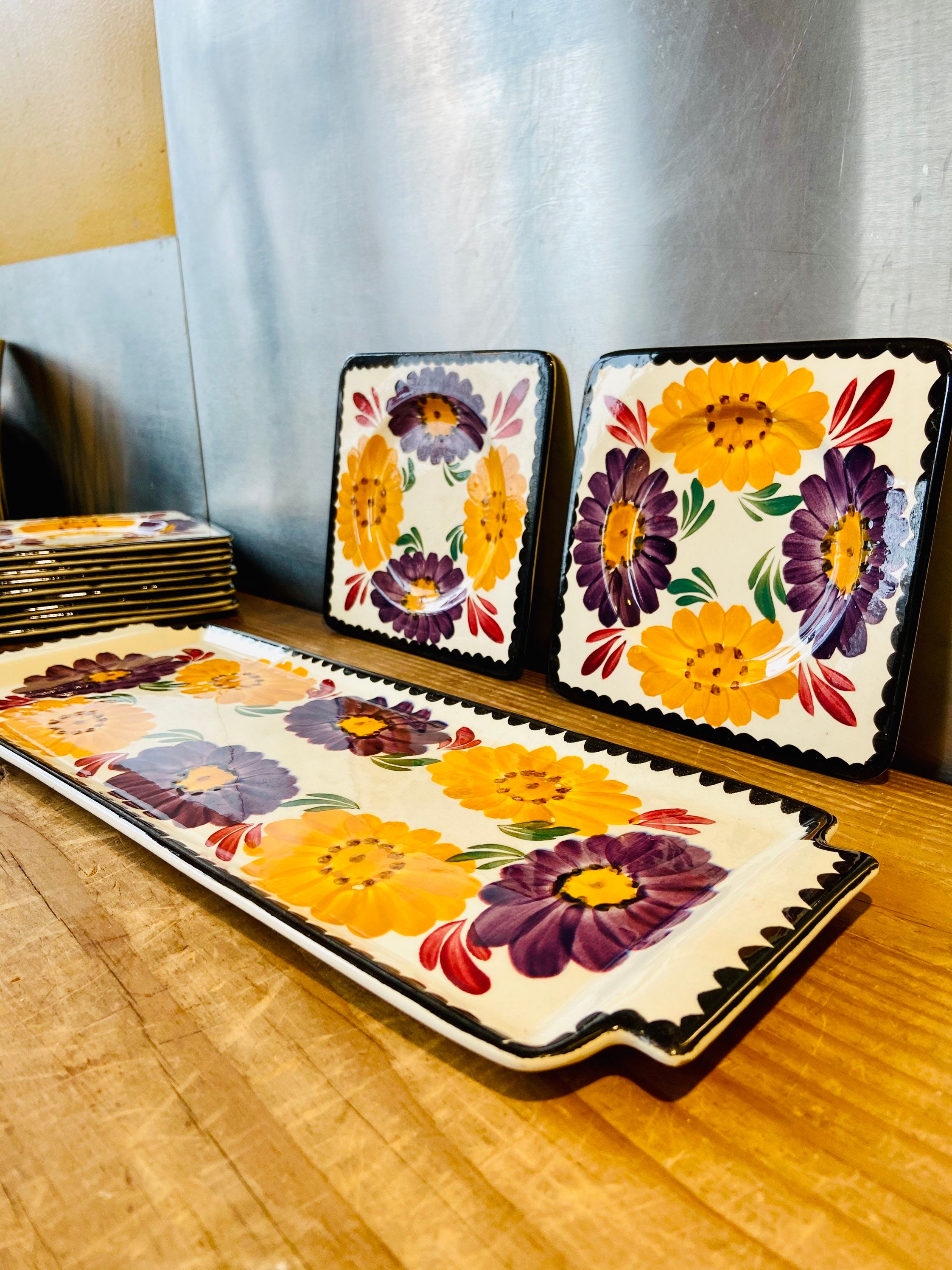 Adorable Service 11 Petites Assiettes et 1 Plat Long Idéal Pour Dessert ou Fromage Dégustation Apéri