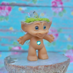 Garden Fairy Crystal Troll JUNE, Crystal Trolls, Treasure Trolls, Clear Quartz Floral Troll Dolls, Spiritrolls, Troll Dolls