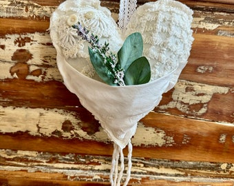 Vintage Chenille Heart Pillow, Pocket Pillow, Country Charm