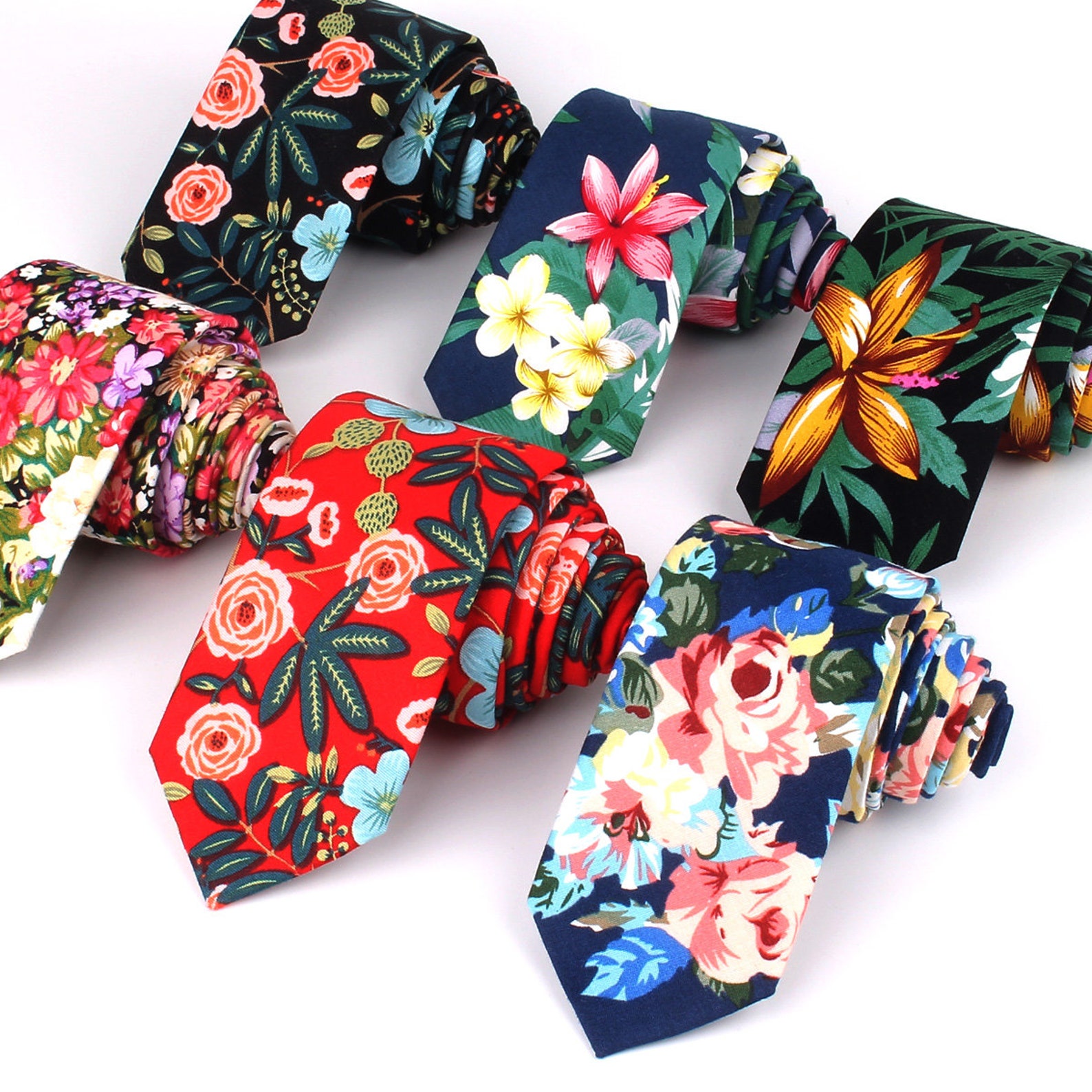 printed neck tie