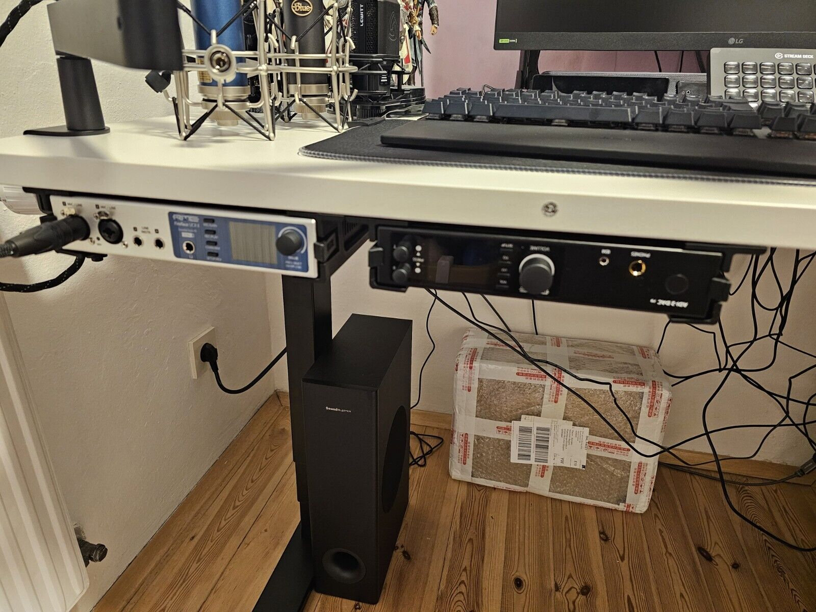 Desk Mount Kit for RME Fireface Ucx II - Under Desk Mount Brackets