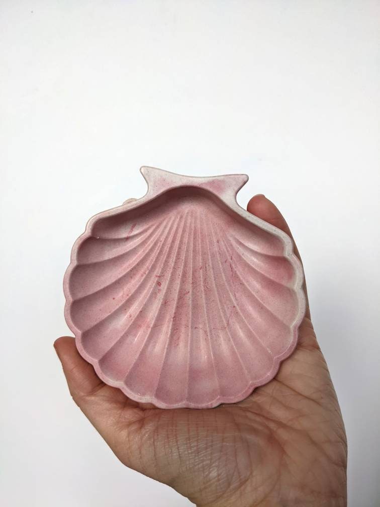 Vide Poche en Béton et Pigment Rose Forme de Coquillage, Shell Sea