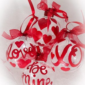 VALENTINE&#39;S Day Tree Decor | Handpainted Ornament Glass Bulb Set | Love Hearts Be Mine Red