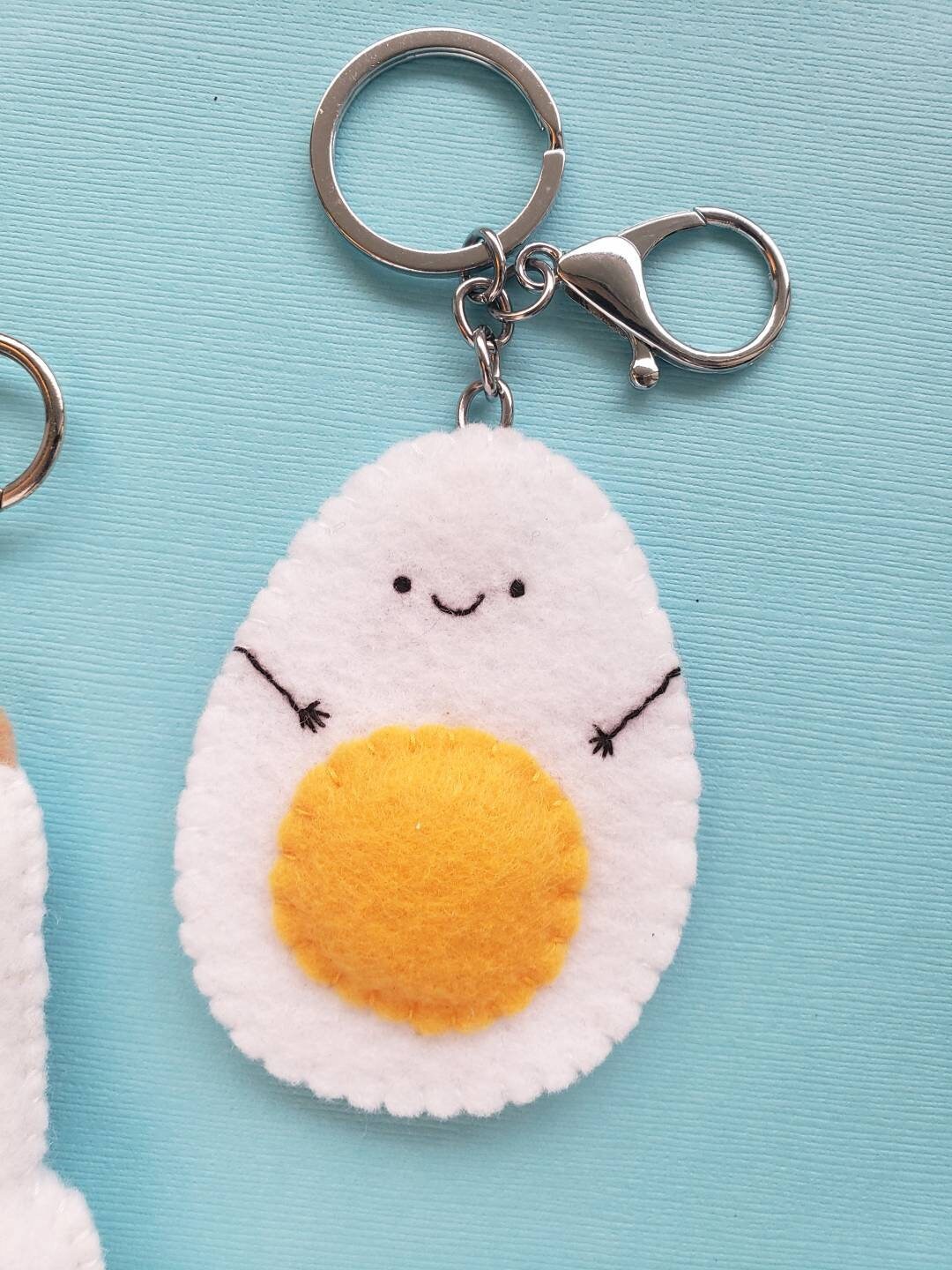 OG LABEL PADDED FELT KEYCHAIN – BlackEyePatch