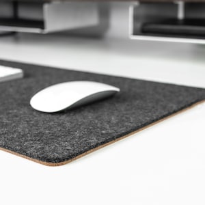 Bureauonderlegger van wolvilt, antislip kurken onderkant, laptopmat van merinowol, extra grote muismat, brede muismat, op maat gemaakt, handgemaakt in Canada