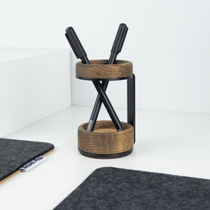 Minimal Pen Stand, Pen Stand Wood, Wood Pen Cup, Pencil Organizer, Home Office Gift - Modern Pen Stand - Made in Canada - Single Pen Holder