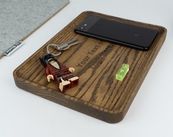 Personalized Oak Desk Tray - Engraved Wooden Valet Tray with Anti-Slip Cork Base