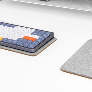 Wool Felt Keyboard Mat, Custom Keyboard Mat for Mechanical Keyboard, Merino Wool, Sound Dampening, Wool and Cork Anti-Slip - Made in Canada