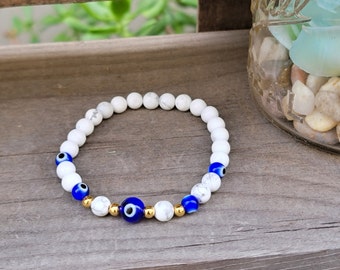 White Howlite Evil Eye Bracelet, Protection Bracelet, Dainty Bracelet, 6MM Gemstone Bracelet, White and Blue Bracelet, Gemstone Bracelet