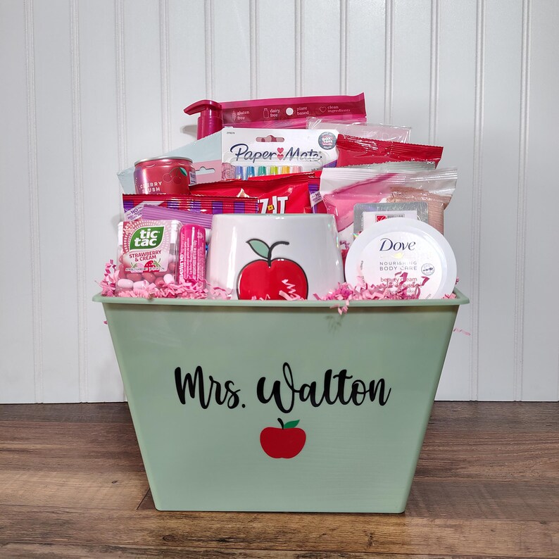 Personalized Teacher Appreciation Gift Basket, Teacher Thank You Gift ...