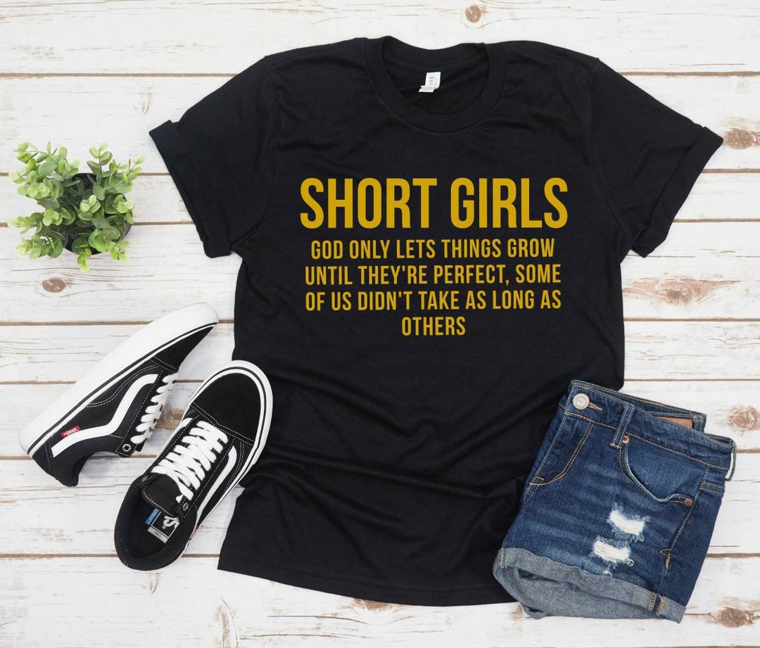 "Brauche Geld Für Porsche" T-Shirt - Lustiges Grafik Shirt Für Frauen & Männer