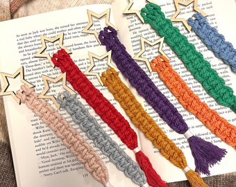 Macrame star bookmark, bookmarks with tassels, bookmark gift for teacher, handmade book marks, gift for her, gift for him, cotton present