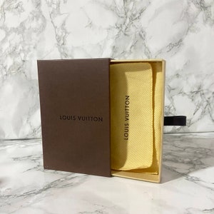 RARE Louis Vuitton Luggage Tag with Dust Cover Box Bag and Limited Ribbon  NEW!